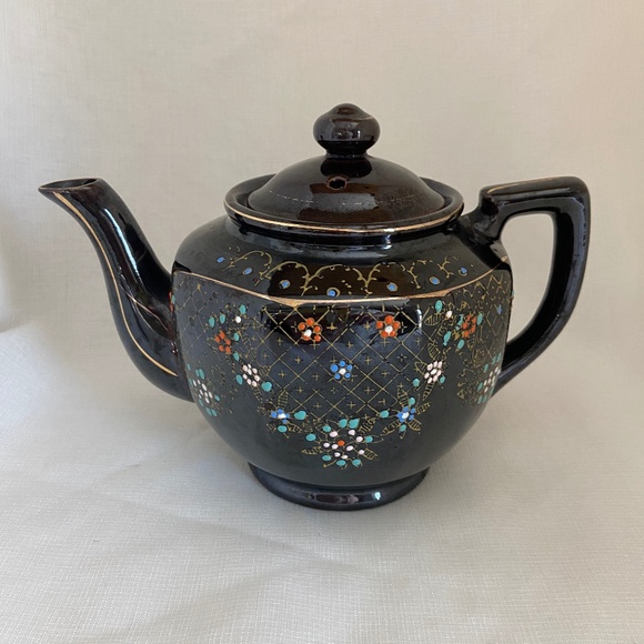 Vintage Moriage Hand Painted Tea Pot - Picture 1 of 7